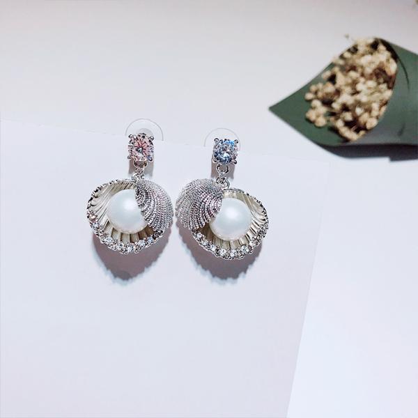 Pearl Glimmer Silver Shell Earrings
