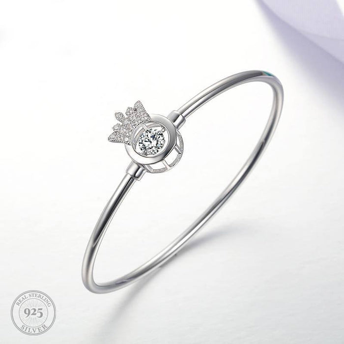 Luxe Crown Bangle