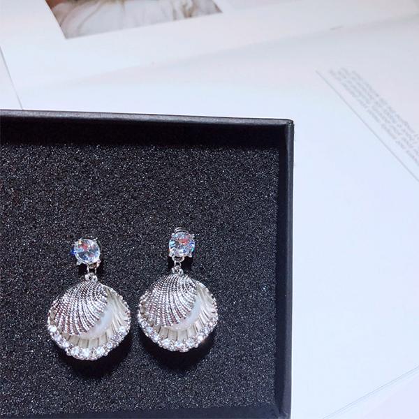 Pearl Glimmer Silver Shell Earrings
