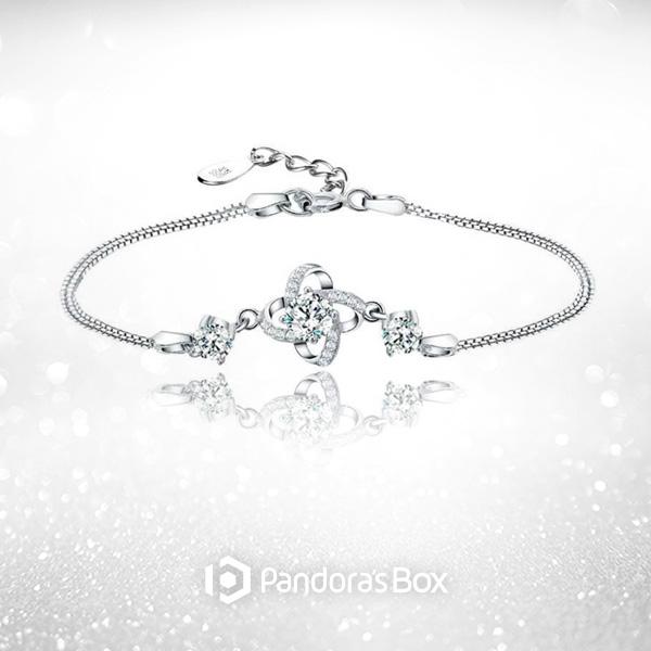 Luxe Flower Bracelet